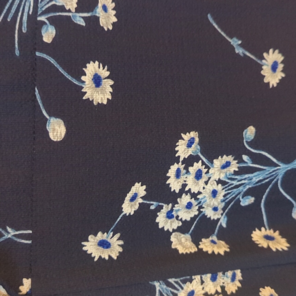 Navy Floral Spring And Summer 🌼 Dress - Picture 4 of 8